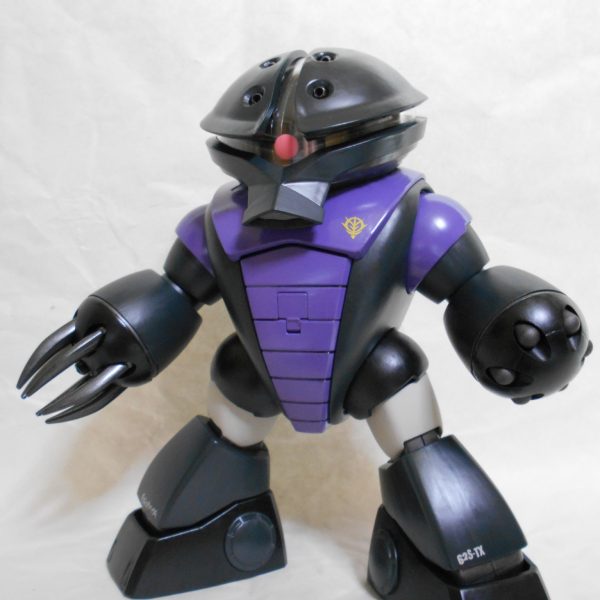 アッガイ　黒い三連星カラー