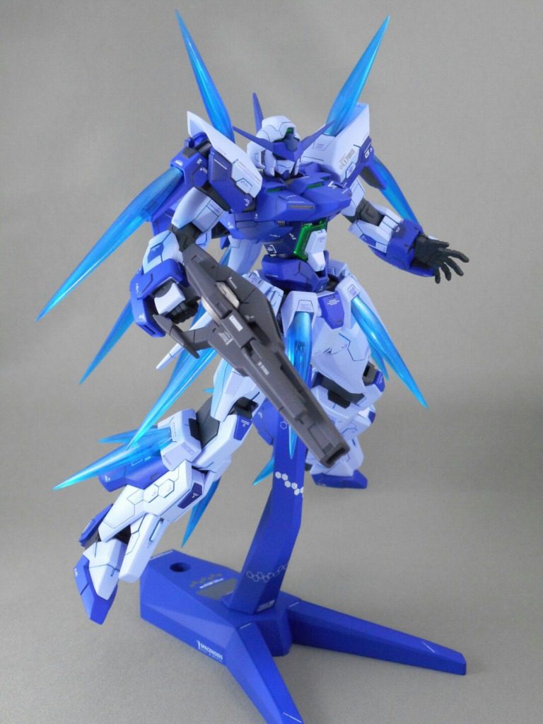 ビームライフルをグレーとシルバーで塗り分け