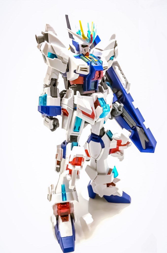 ## エクストリームNTD
エクストリームが再進化した姿
NTDのシステムを応用し、ガンダムを支配下に置く事が出来る。
機体の高身長化はこの機体から始まった