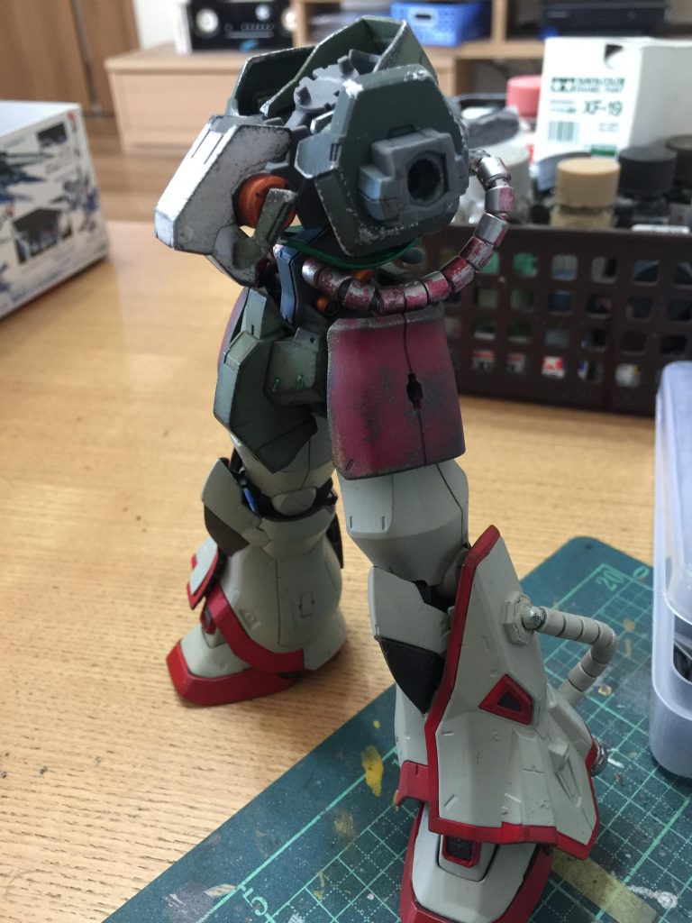 腹部動力パイプ追加と脚部動力パイプ追加など