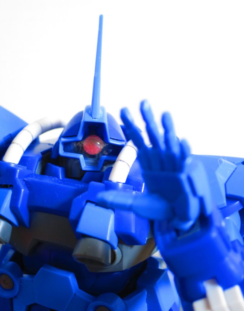 ブルーなのにパワー系!?
ガンガンギギンなレアポジション。
某量販店で1000円ポッキリだったのは、クラスの皆には内緒だよ?