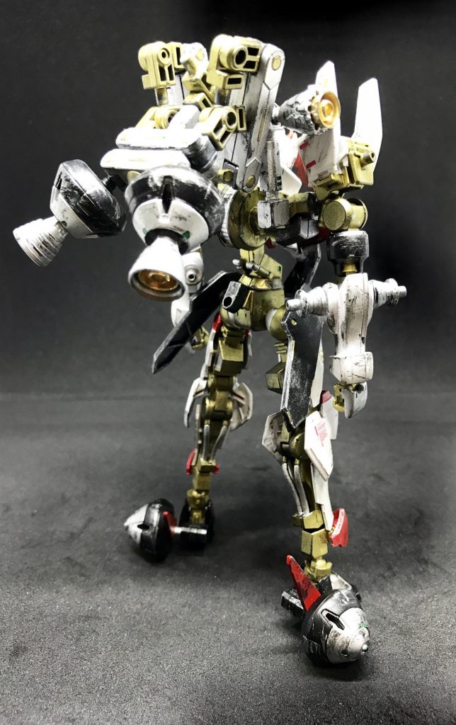 ガンダムラグナ–3枚目/制作者：komurofactory