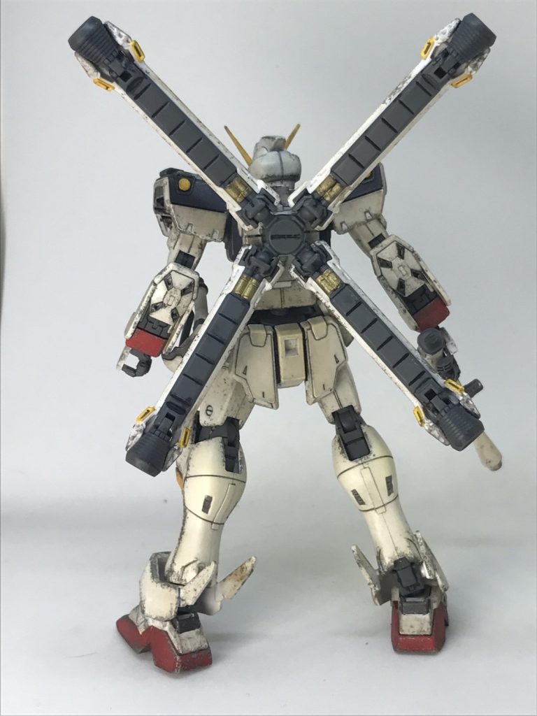 背面はABCマントで覆われているため少なめに・・・