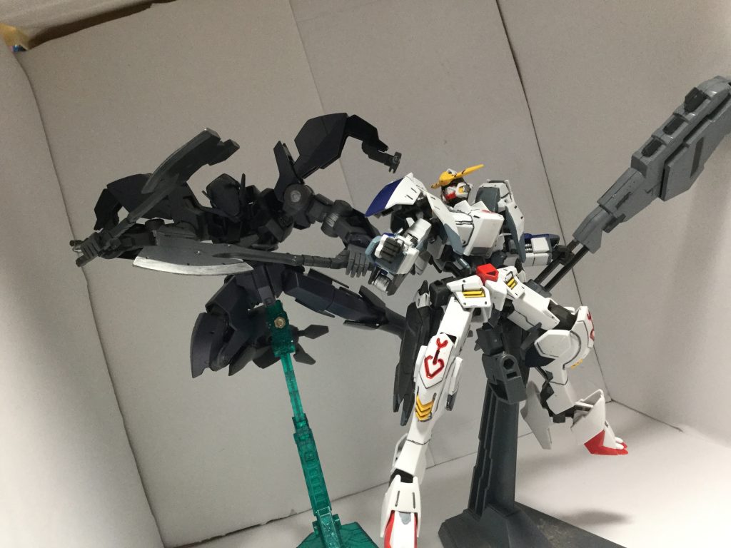 バルバトスとの大きさ比較です(๑•̀ㅂ•́)و✧