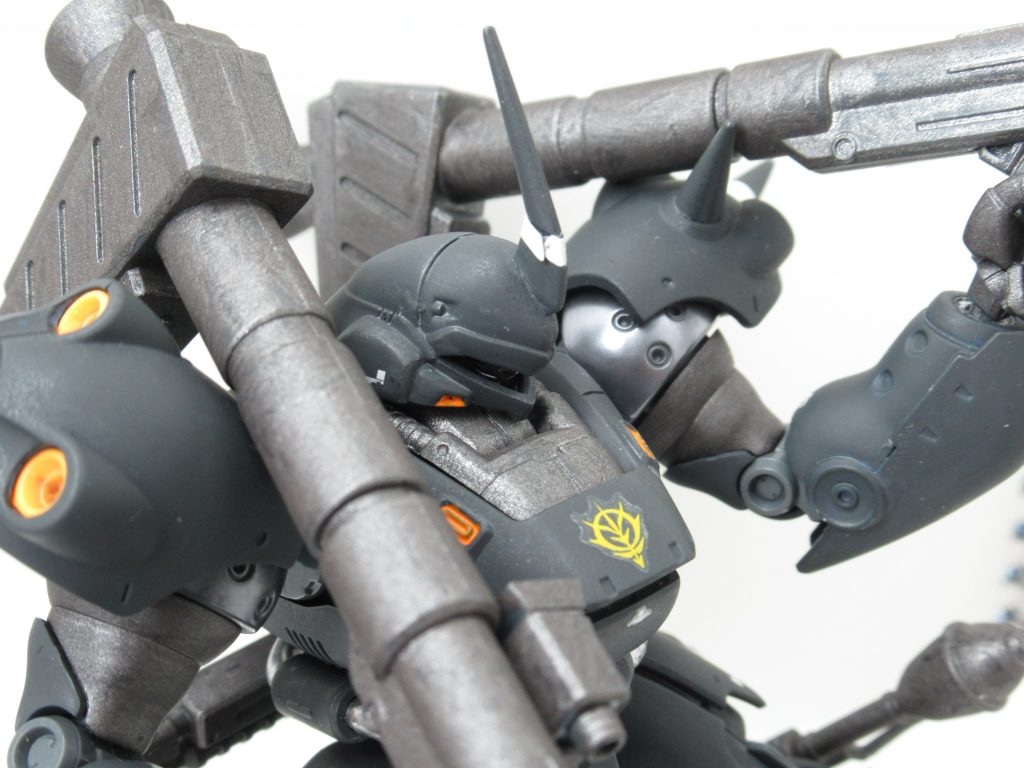 とりあえず二丁バズーカはしますよね。