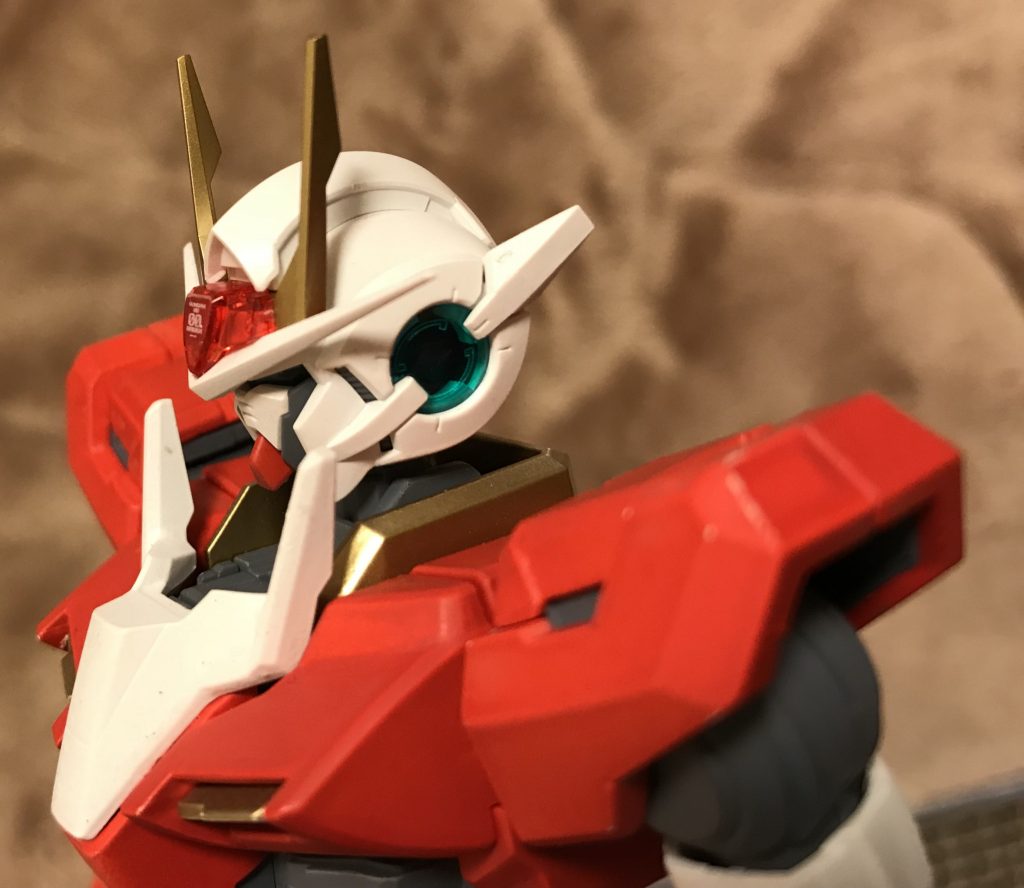 頭部もクリアパーツ以外塗装しております
やっぱアンテナはゴールドじゃないと!!←