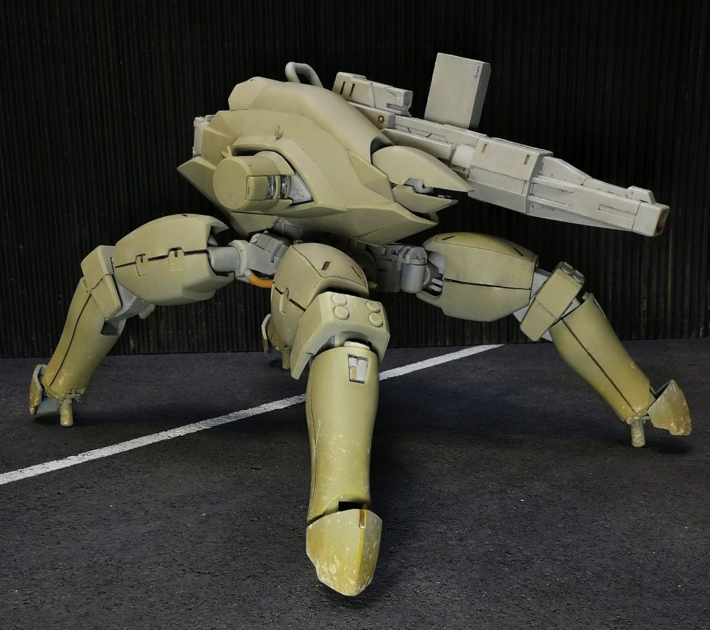 作戦中はこのように姿勢を下げて運用されることが常態。