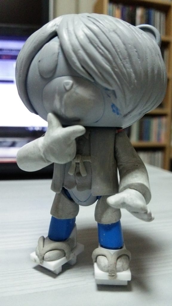 ちゃんちゃんこと下駄もプラ板とパテで作ります。