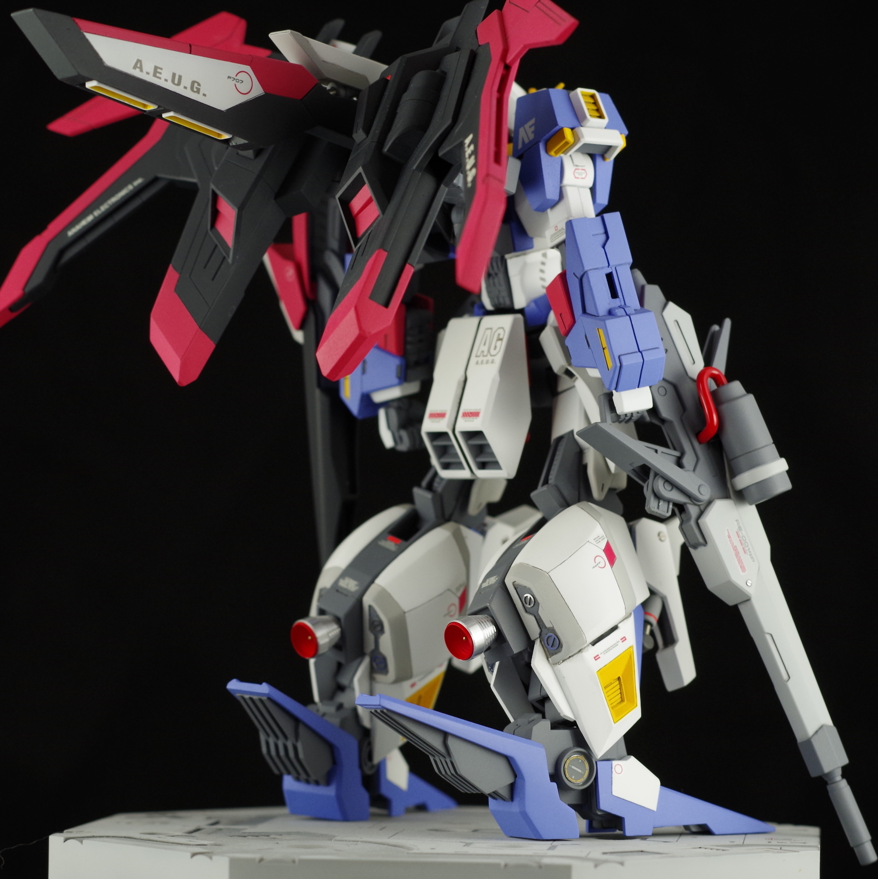 【国産正規品】1/100 ZETA GUNDAM Zガンダム 多摩工房 原口高陽 近藤和久 小林誠 ガレージキット レジンキット 機動戦士Zガンダム