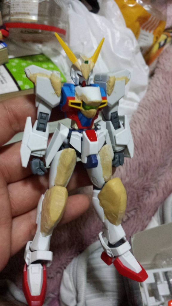 パテでゴテゴテ