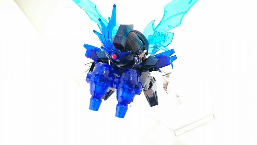 連結。シェルター射ち。
原型のムシャブルーにない雷翼顕現を加えたのはムシャブルーのモチーフにウイングゼロも含まれていることからです。