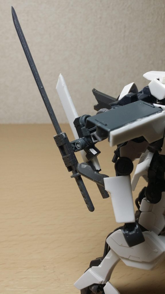 刀は取りやすいように、可動式に