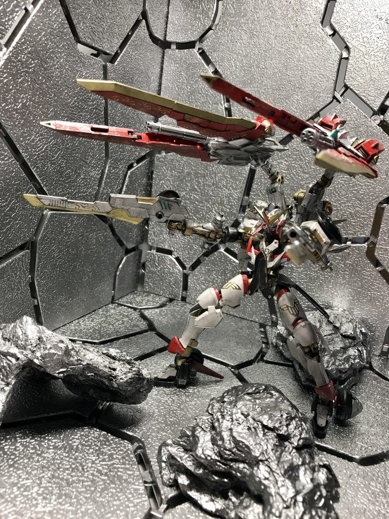 ガンダムラグナ–7枚目/制作者：komurofactory