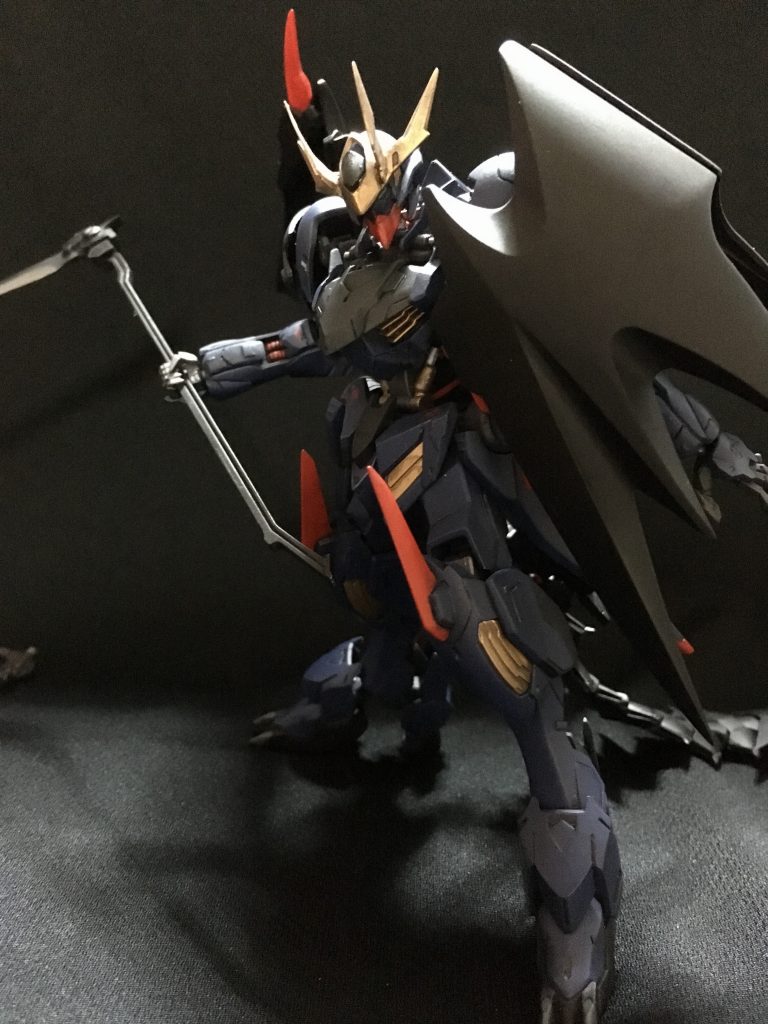 デビルウィングは防御にも使用します。