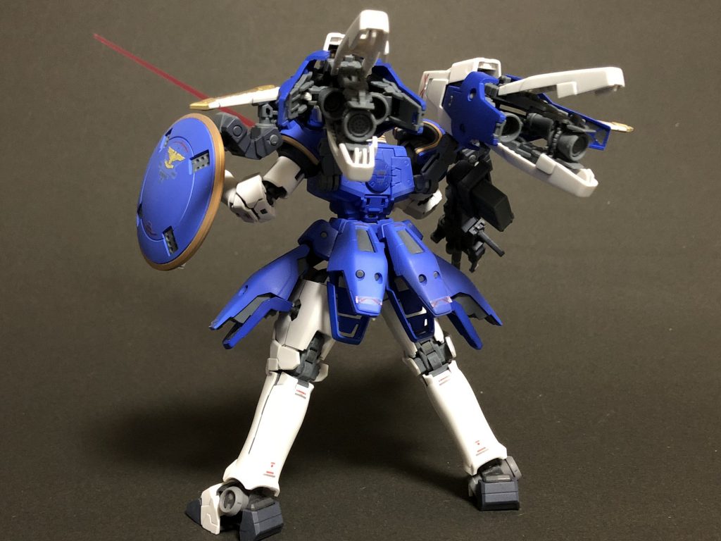 キットのままなので、バックパックバーニア等の展開も可能です。