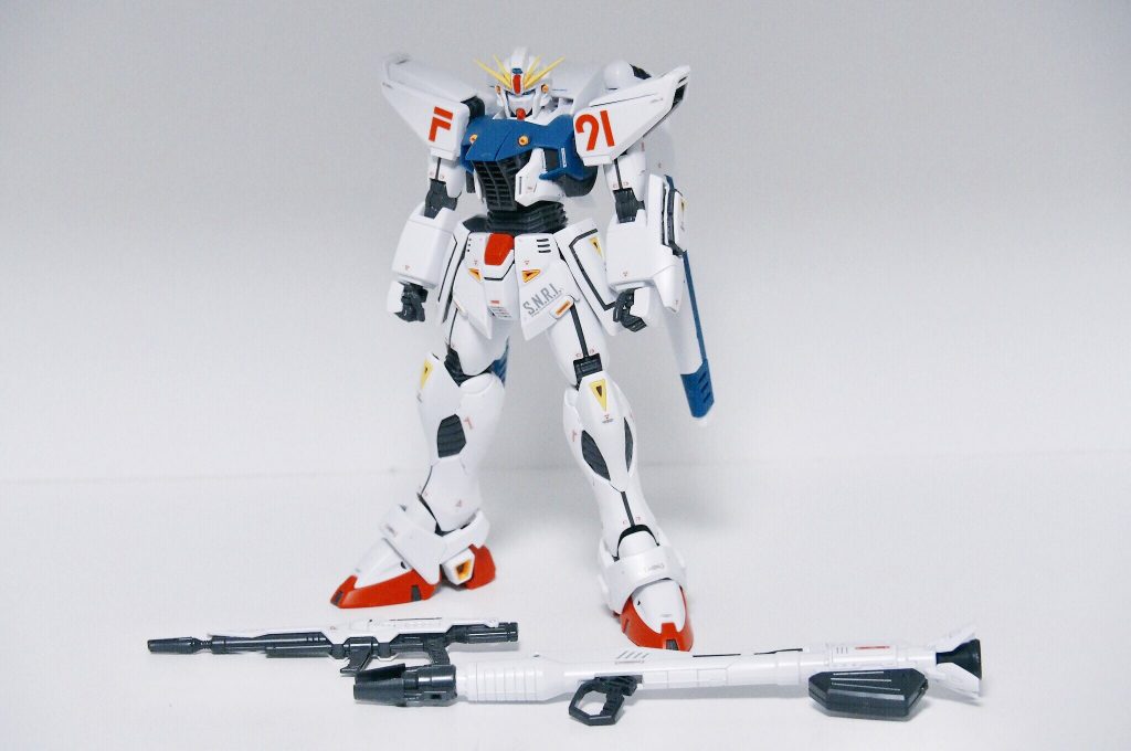 基本はキット素組みに部分塗装、スミ入れ(0.3mmシャープペンシル)メラミンスポンジ磨きです。