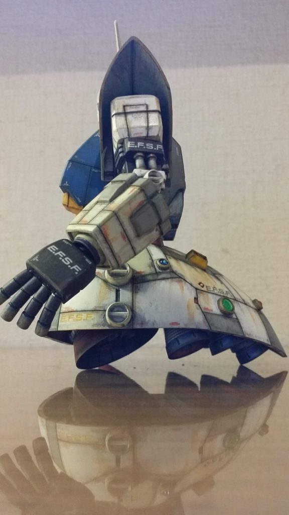 真横。汚しはリアルタッチマーカーとウェザリングマスターです。