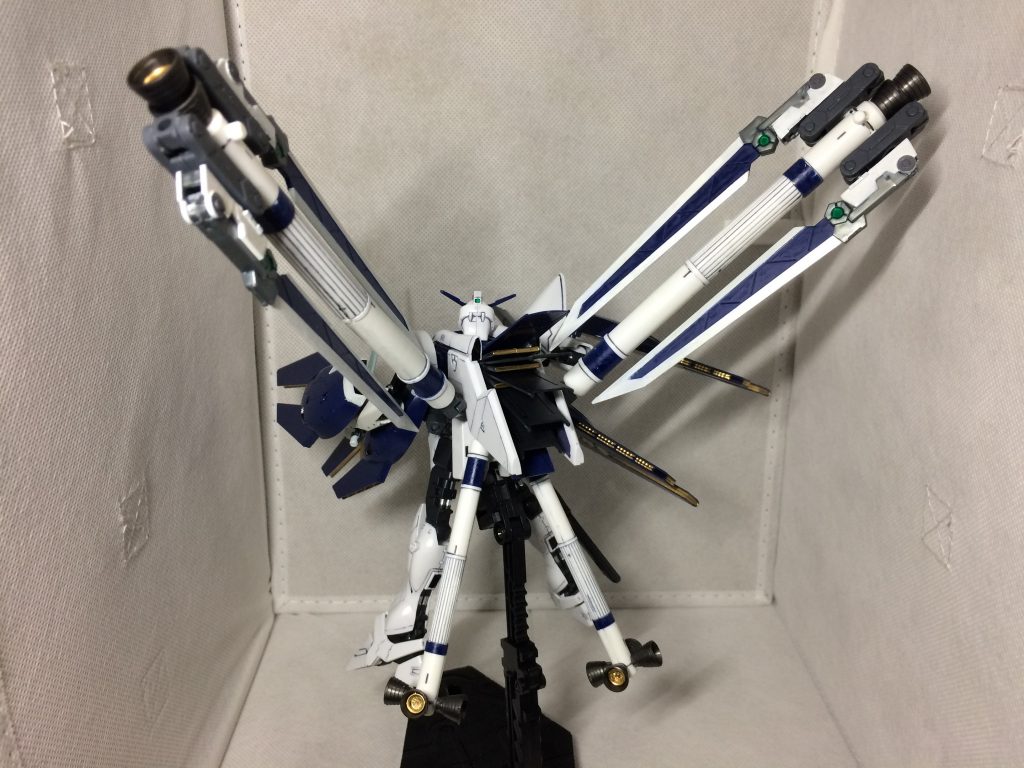 大好きなG-Saviourを僕専用に改造！楽しい！
プロペラントタンクにソードその他を付けて中二なバックパックにしました