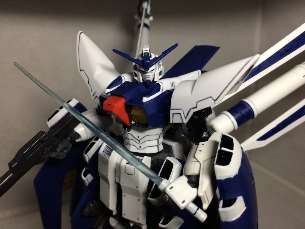 コクピットは嵌め込みを半分にして中二感あふれる造詣を演出しました