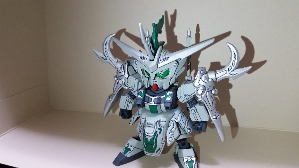 ドーベンウルフからシルヴァ・バレトになるということで、ジム顔とガンダム顔の2種類があります。ドーベン→ジム顔→ガンダム顔とパワーアップしていくという設定です。