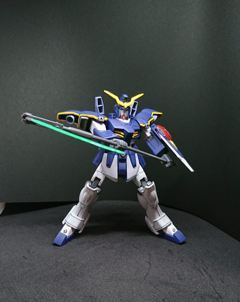 ビームサイズの先端はデザインナイフでシャープに