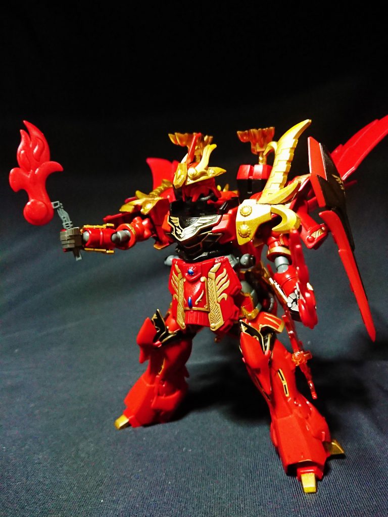 雀瞬シナンジュ 巨神体形態
神になった雀瞬はこの姿で蚩尤と戦った。
武器は雀大帝の大薙刀と違い小振りの光炎薙刀になり、羽ばたくように蚩尤を翻弄したと伝えられる。