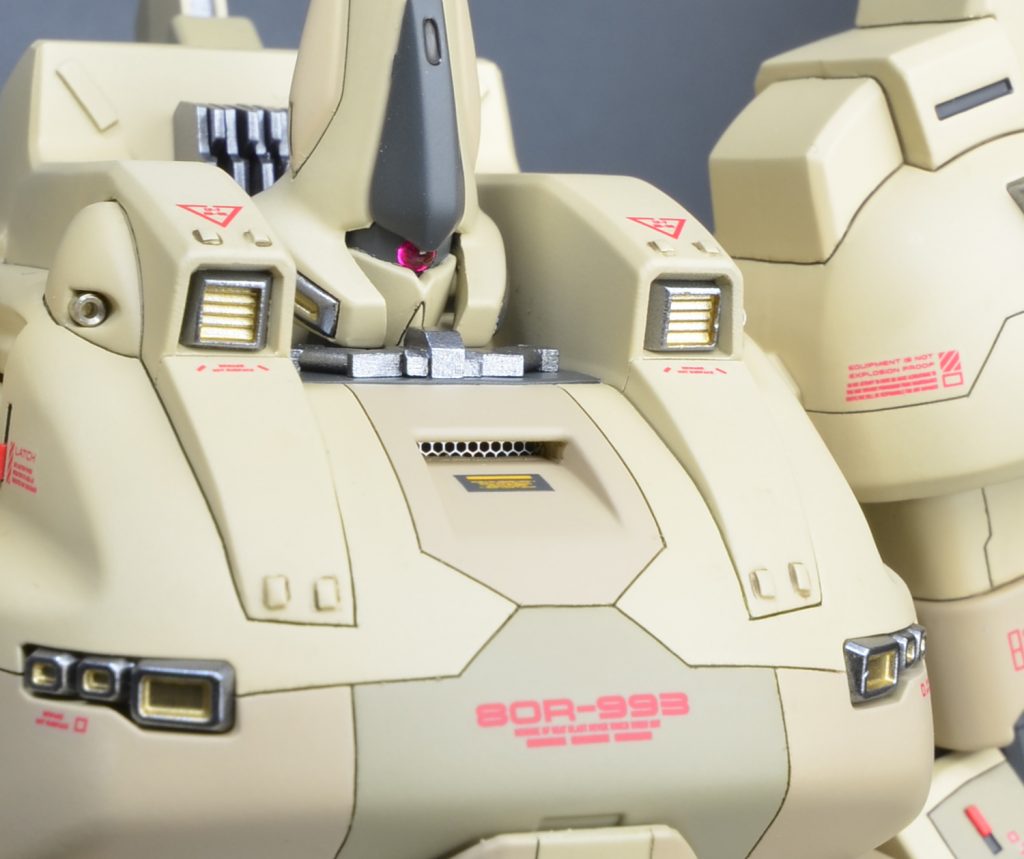 ダクト内部にメッシュを仕込んであります。