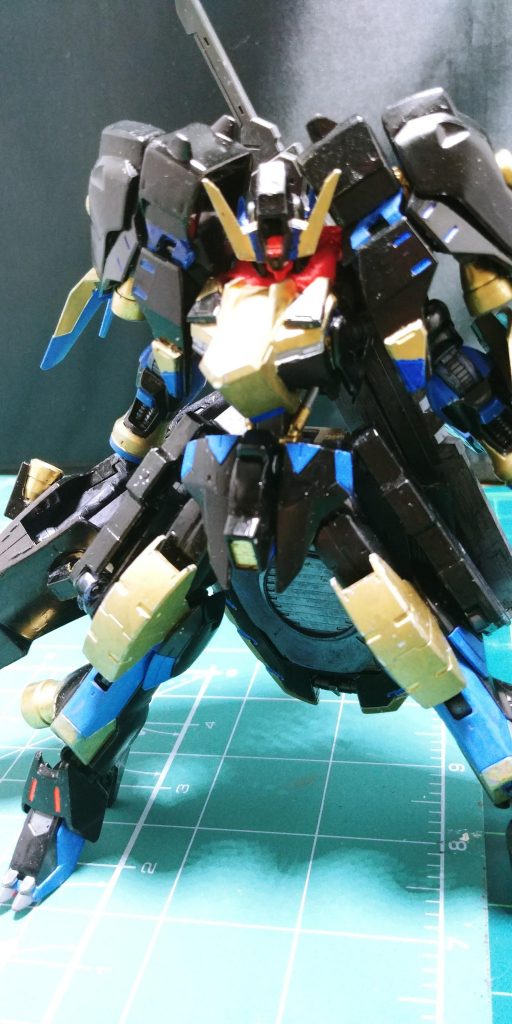 ガンダム エリゴス–2枚目/制作者：@cazezero