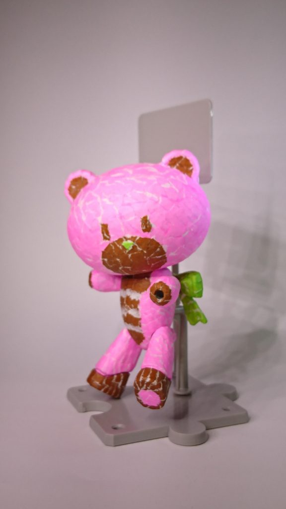 使用したのは『HGPG 1/144 プチッガイ サフェーサーグレー＆プラカード』。
それと100均の折り紙、でんぷん糊です。