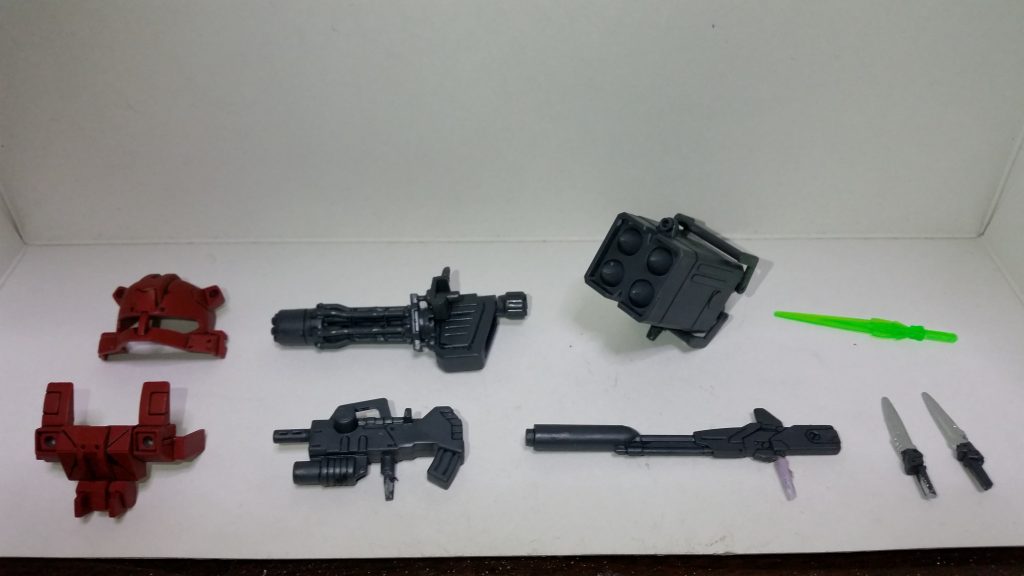 劇中で使用した各種武器を作製したり他キットから持ってきたり。