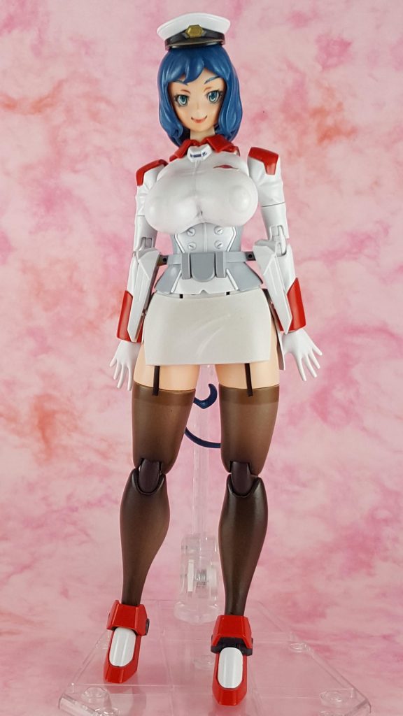 ローエングリン子本体です。
実を言うと、このキットの発売が発表される前に、すーぱーふみなを改造してすーぱーリン子を作ろうとしていたのですが、グリン子発売で頓挫してしまい、そのパーツを半分程転用しています。
