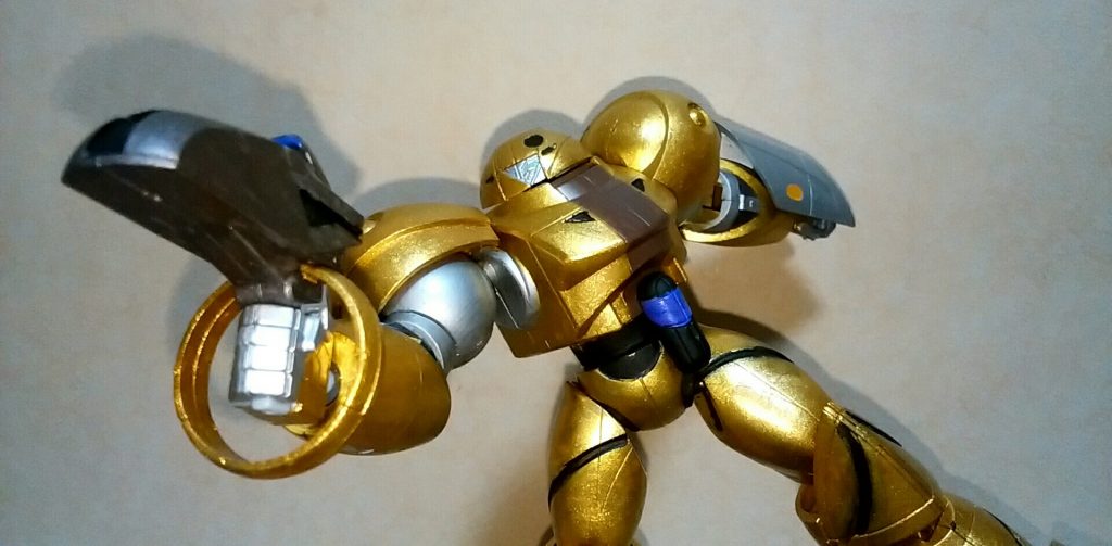 なかなか格好良くて楽しめましたね♪
シルバーもいつか買いたいです！