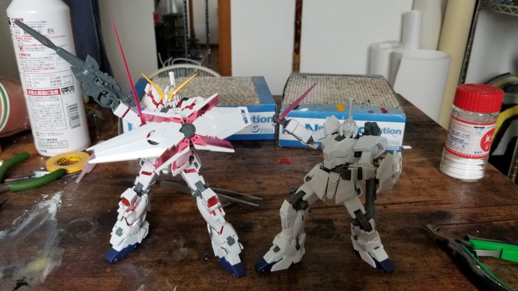 いつもの素組みブンドド。
素組みは結構前からしてて素組みだけした積みプラのひとつでした。