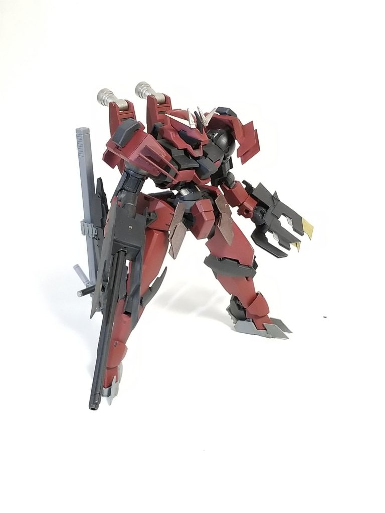 基本はロングライフル装備
出撃する時もこの状態です。