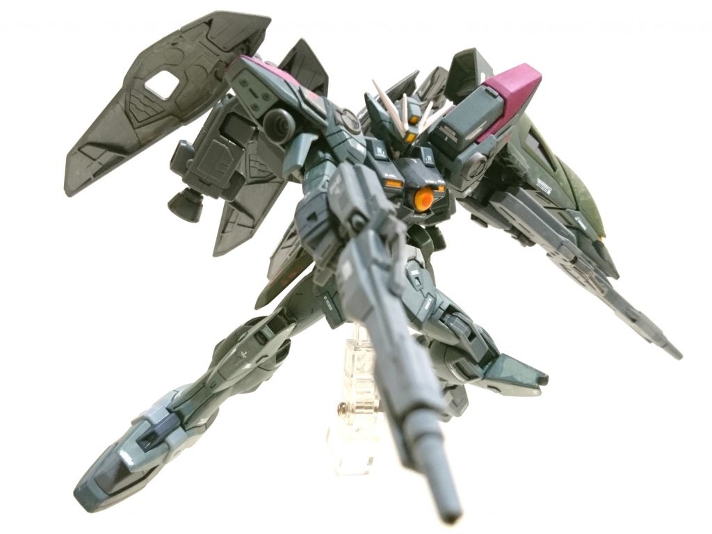 バスターライフル両手持ち
(別アングル)