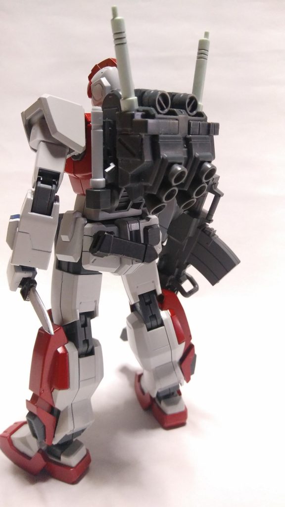 バックパックが初期ガンベースなので改造次第で別のバックパックを追加装備できます。