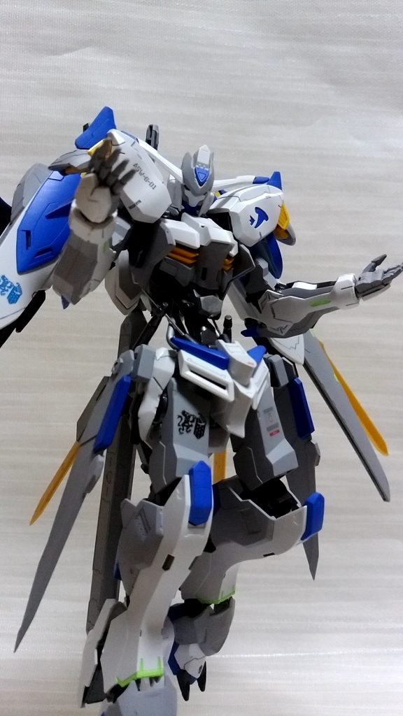 ラストはバエルみのあるポーズでおしまいです♪