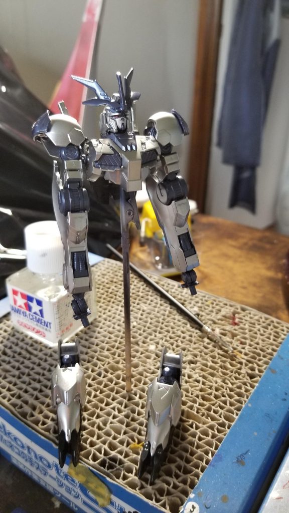 後はまあぱぱっと塗装して完成です。
コートもスミ入れもしてません。