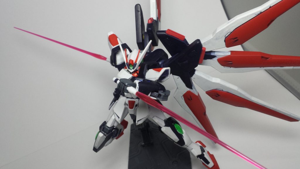 クアンタルミナス–4枚目/制作者：ヒズミ トウガ