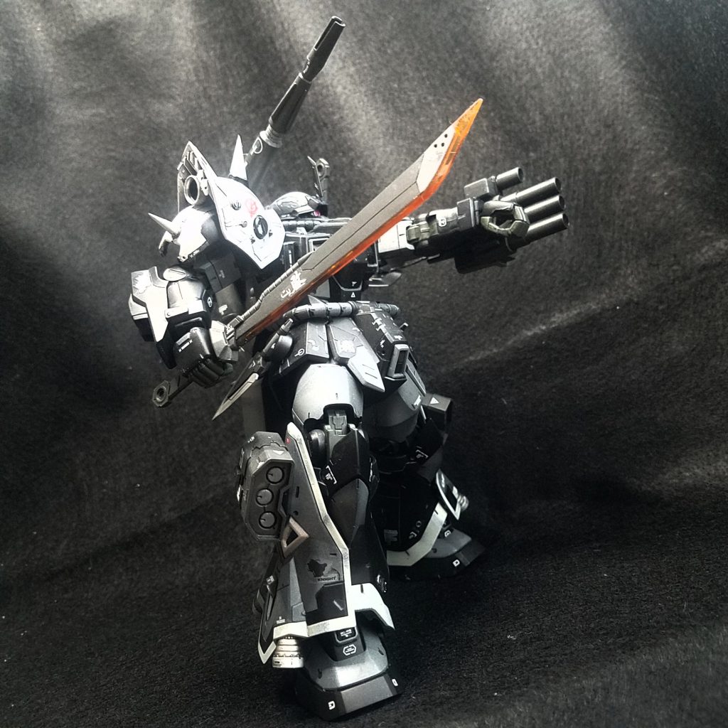 黒騎士–5枚目/制作者：カズ