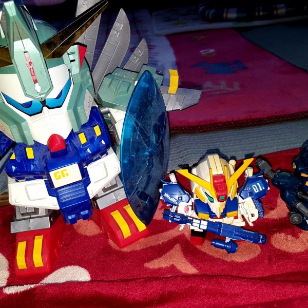 久しぶり実家に帰ったら、昔作ったSDガンダムが捨てられずに取ってあった