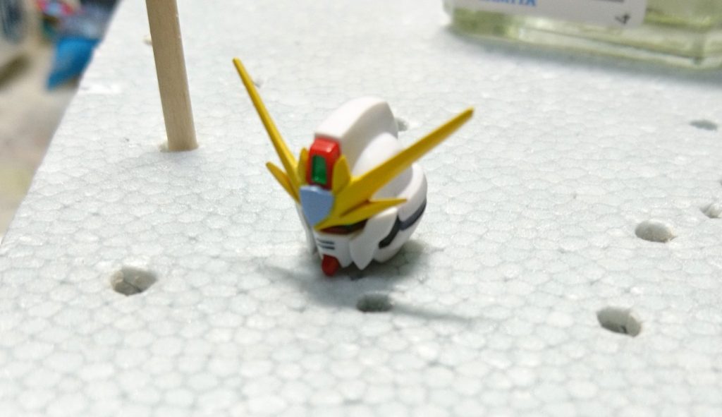 〈アンテナ〉
・各ブレードの境目にスジ彫りし、輪郭をくっきりさせました。