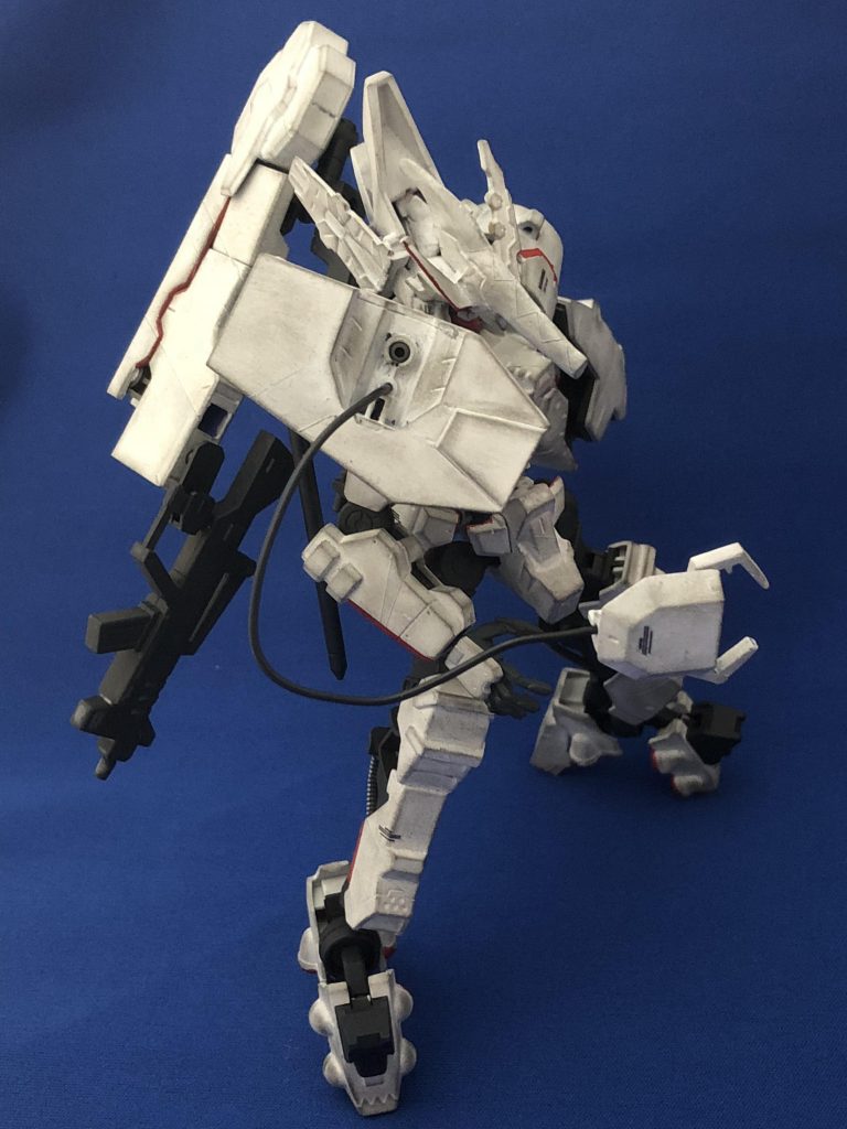 アンカーはユーゴーのものを移植