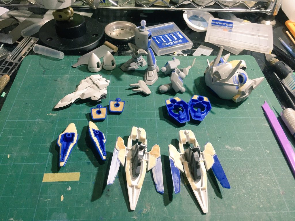 パテで肉抜きを埋める