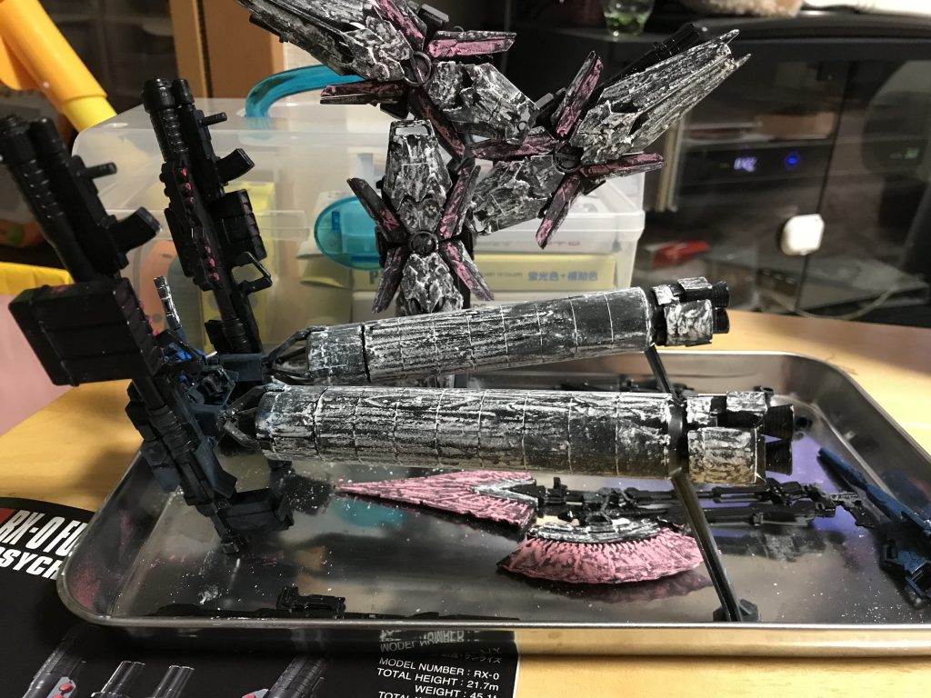 水分が抜けきっていなかったのかチョークが上手く乗らずここで一旦作業を切りやめました。