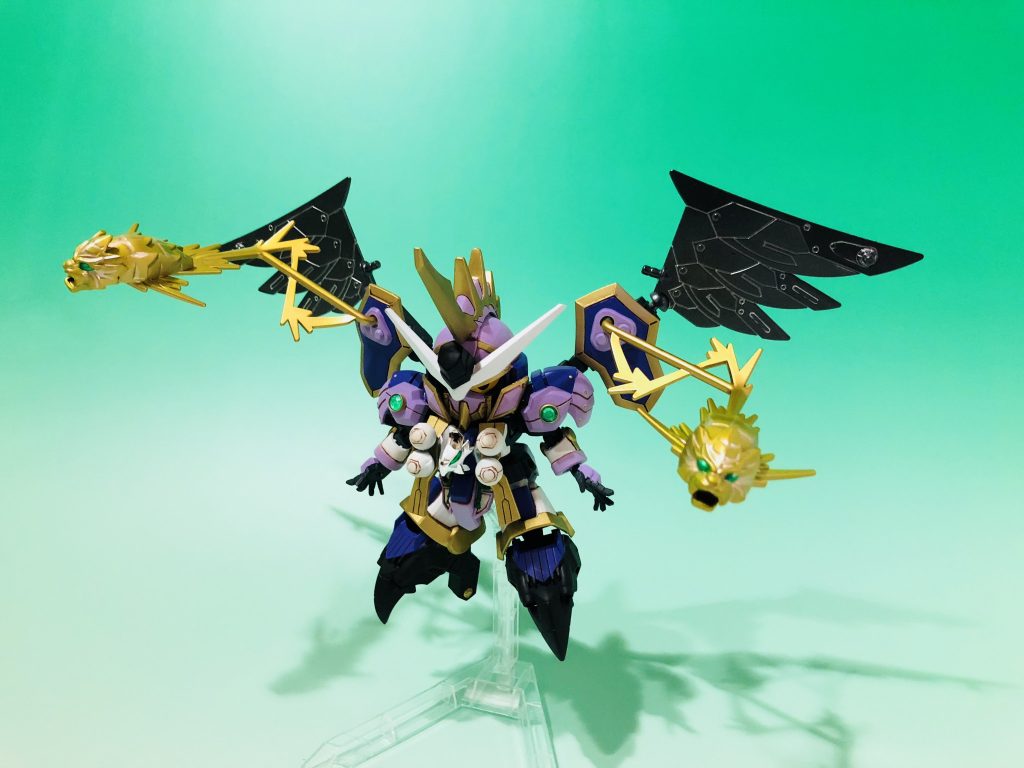 パーツ差し替えで『雷獣』の攻撃を再現出来ます。