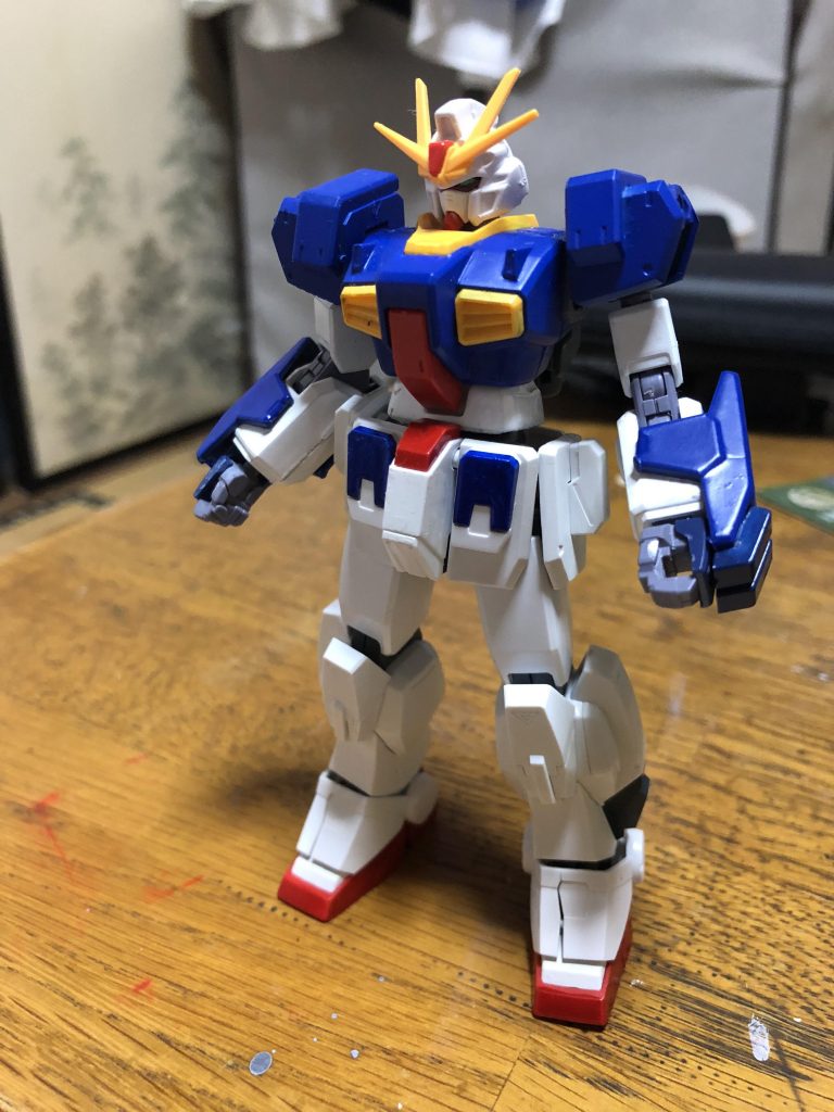 ということで変更したのが現在の姿
武装を外すとこんな感じです。
これから色んなパーツが出たら組み替えてガシガシ遊ぶかなあと思っております