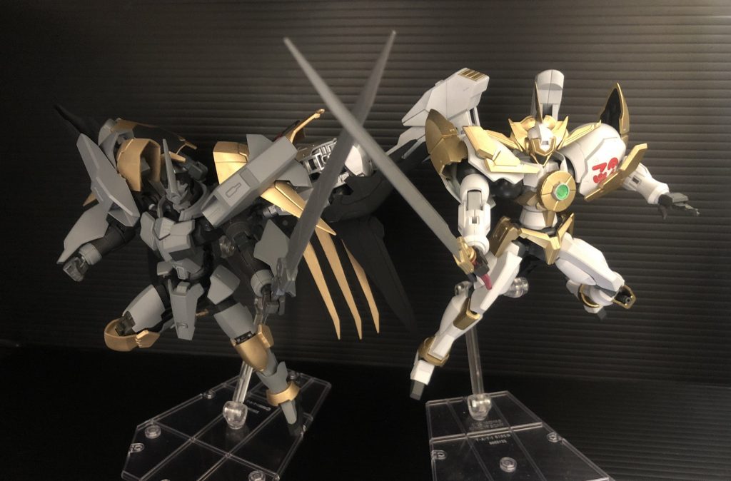 以前製作した「No.39希望皇ホープ」とのツーショットです。
やはり再現系作品は数が揃うと画になりますね！(*´﹃｀*)

ホープについては[こちらの投稿](https://gumpla.jp/hg/11468)をご覧ください！！




以下、製作途中画像になります。