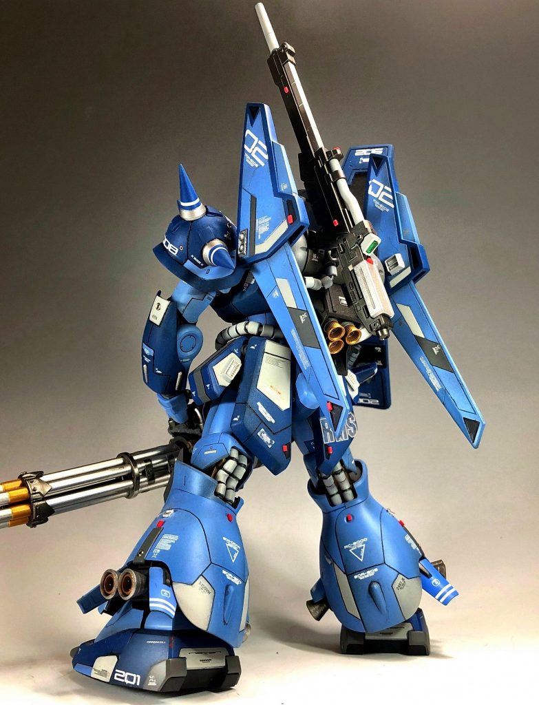 百式のバインダー移植。同じ時期のA.E.なのでこういう想定もアリだと。バックパックにビームライフル装着してます。