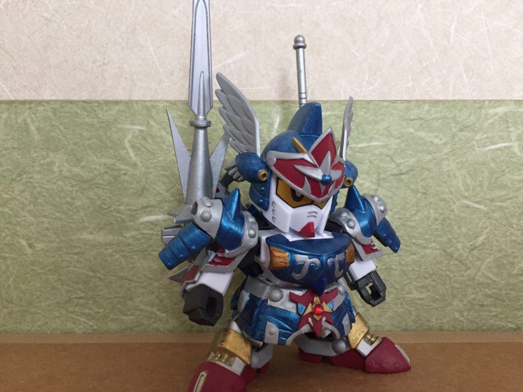 マント無し。
クラウンジャベリンとヴァトラスの剣は、背中にマウント出来るようにしました。